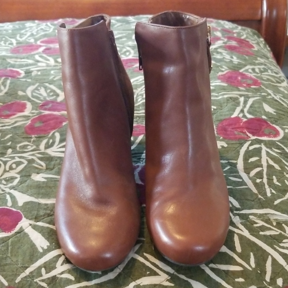 Isaac Mizrahi Leather Boot Wedges